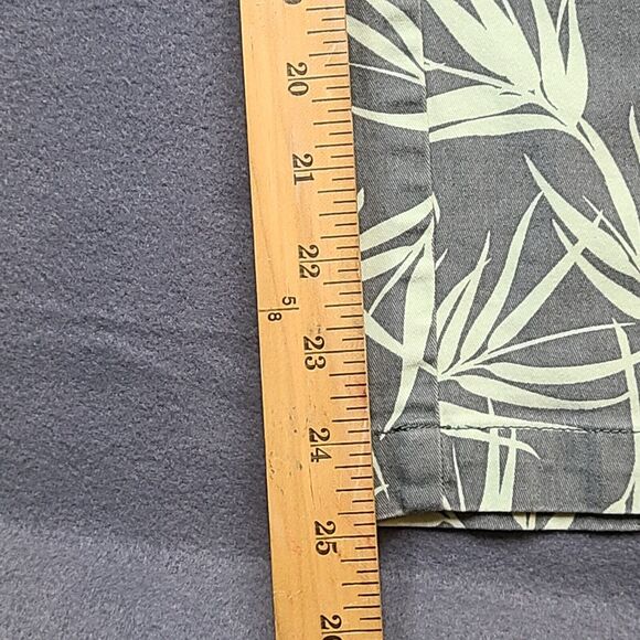 LANDS'END Womens Mid Rise Green Leaf Print Size 8 Straight Pants - Picture 6 of 13